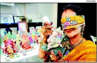 My Friend, Ganesha – Times of India SHAPE SHIFTING Rama Shah makes Ganpati idols while chanting blindfolded